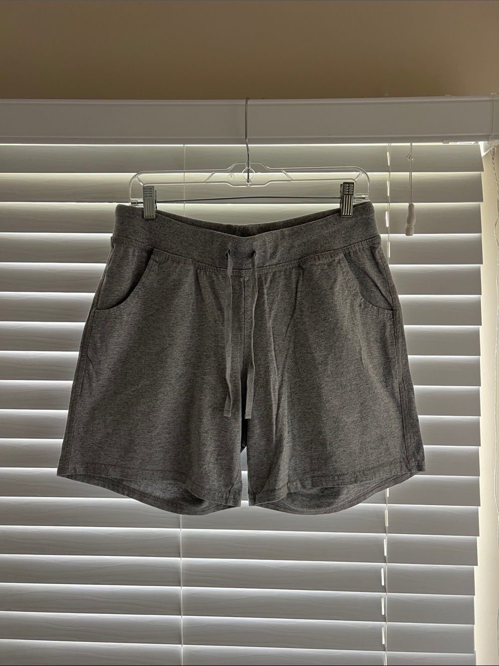 Hanes Women’s Cotton Gray Athletic Drawstring Shorts Size M